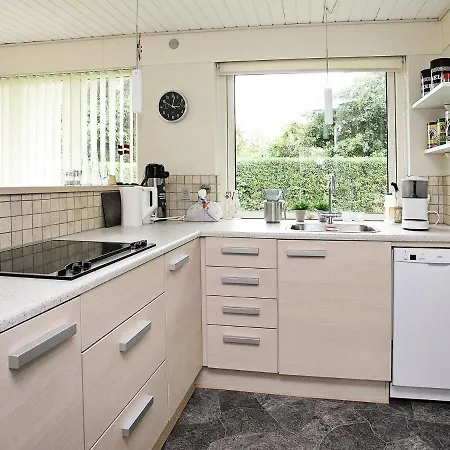 Peaceful Holiday In With Roofed Terrace * Vinderup